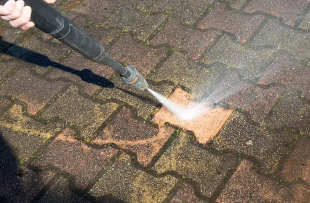 Commercial Sidewalk Cleaning Services